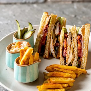 CLUB SANDWICH